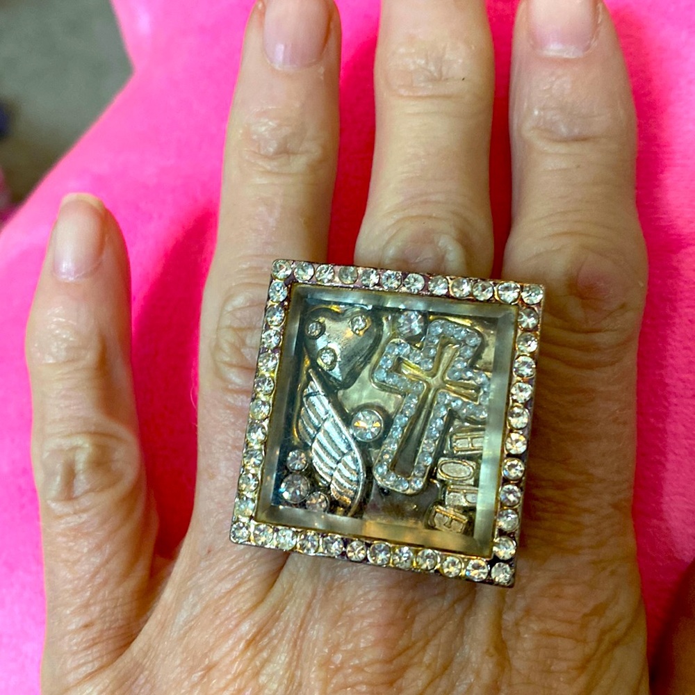 Goth ring
